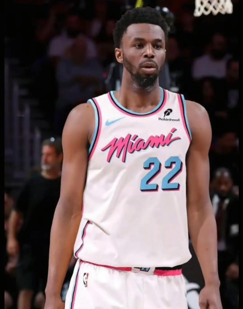 穆勒：我很喜欢看梅西踢球，一直很期待这场对决（穆勒：我非常欣赏梅西，早就期待与他过招）