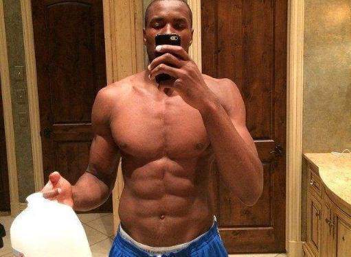 足球世界杯新增三座临时球场，应对球迷增长（为应对球迷增多，世界杯将增设三座临时球场）