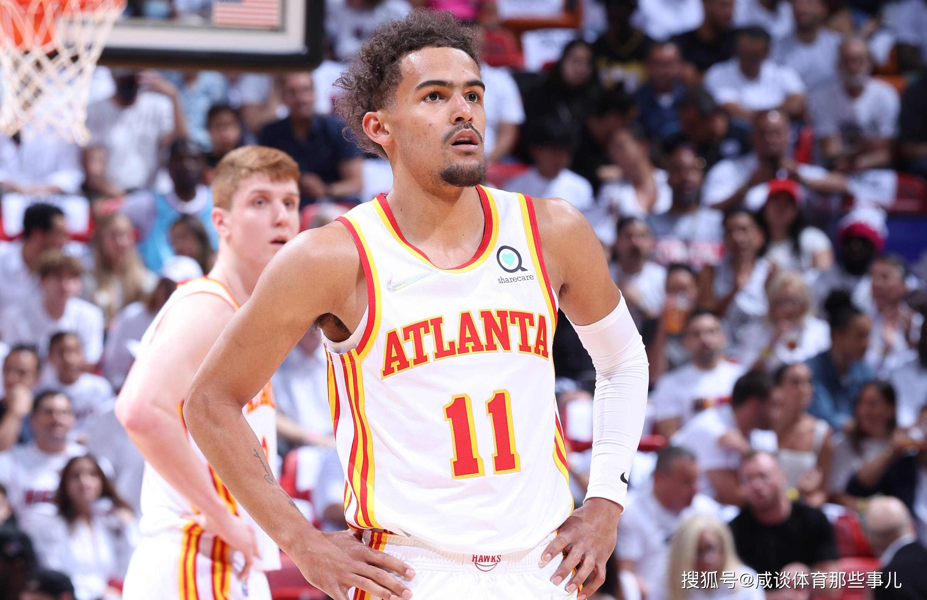 半场：多特0-0汉堡，双方共1次射正，卡帕尔多头球中框（半场战报：多特0-0汉堡，双方仅1次射正，卡帕尔多头球中柱）