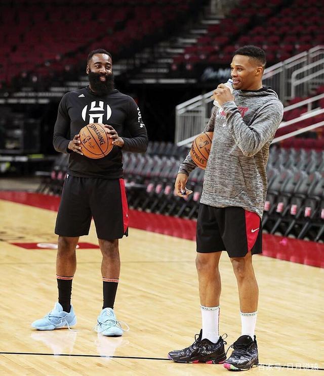 西媒：皇马不同意皇家社会买断久保建英的转会分成条款（西媒：皇马否决皇家社会关于久保建英买断的分成条款）