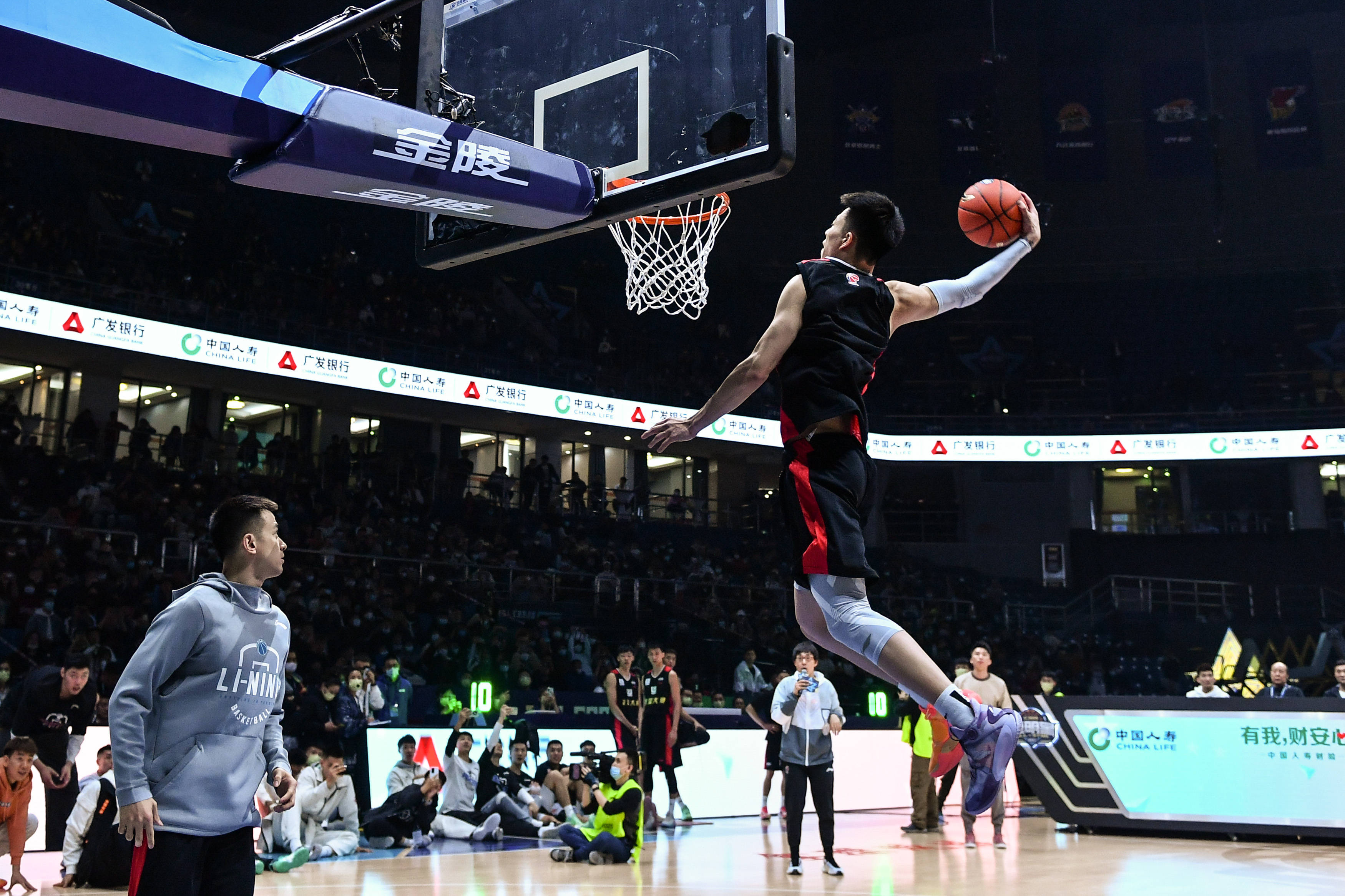 2025年五大联赛俱乐部获得点球数TOP10：皇马、巴黎、拜仁前3（2025五大联赛点球数前十俱乐部：皇马、巴黎、拜仁占据前三）