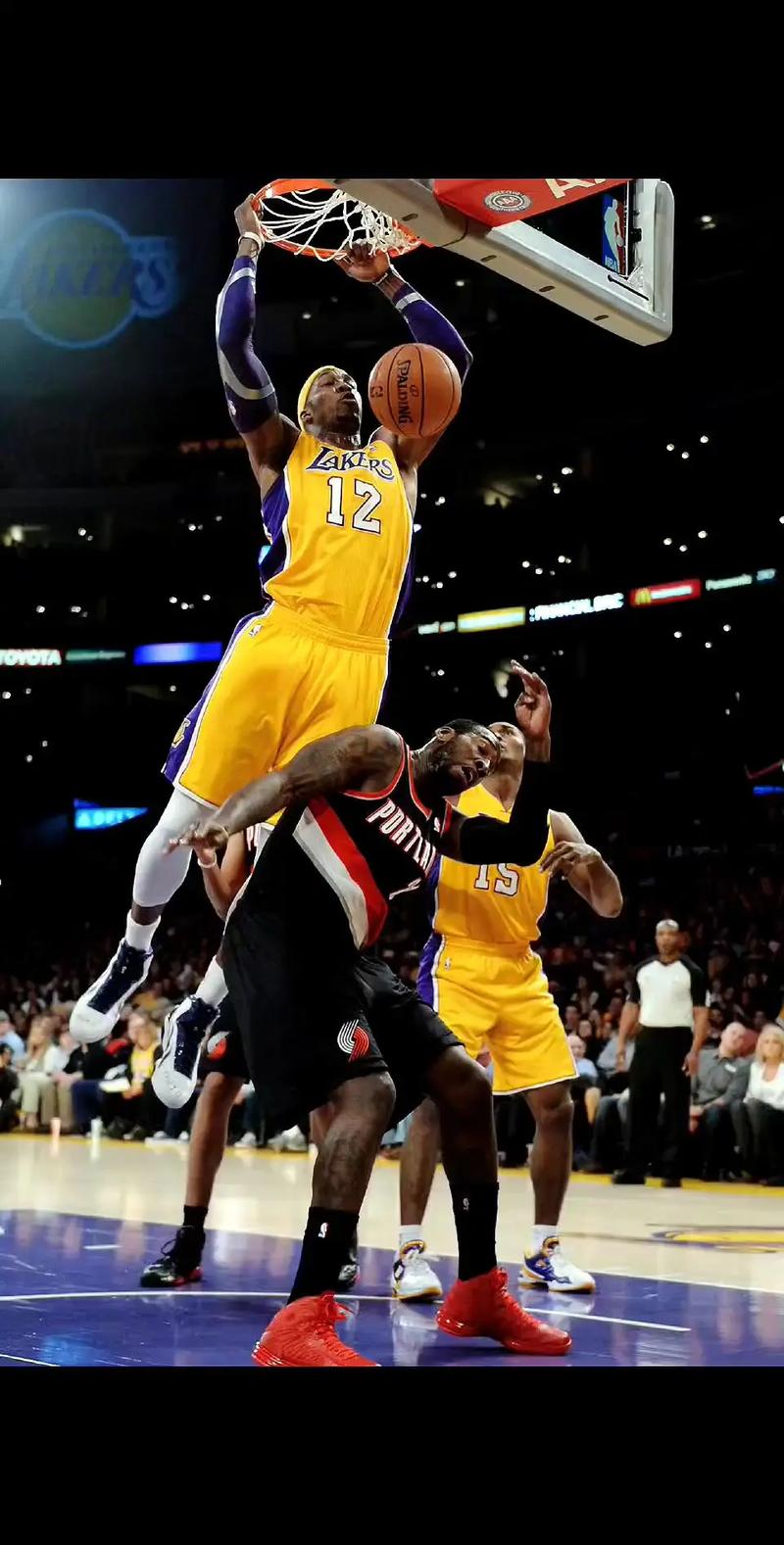 一五挡拆直接命中三分，解说：徐杰调动一五挡拆比外援还出色徐杰厉害不愧是（一五挡拆飙中三分，解说：徐杰调度胜过外援，果然厉害）